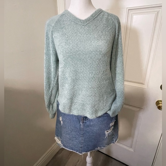 Hollister-co Women's Green Jumper - Picture 1 of 9